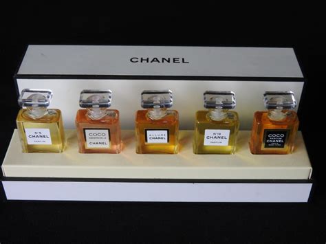 mini chanel perfume set